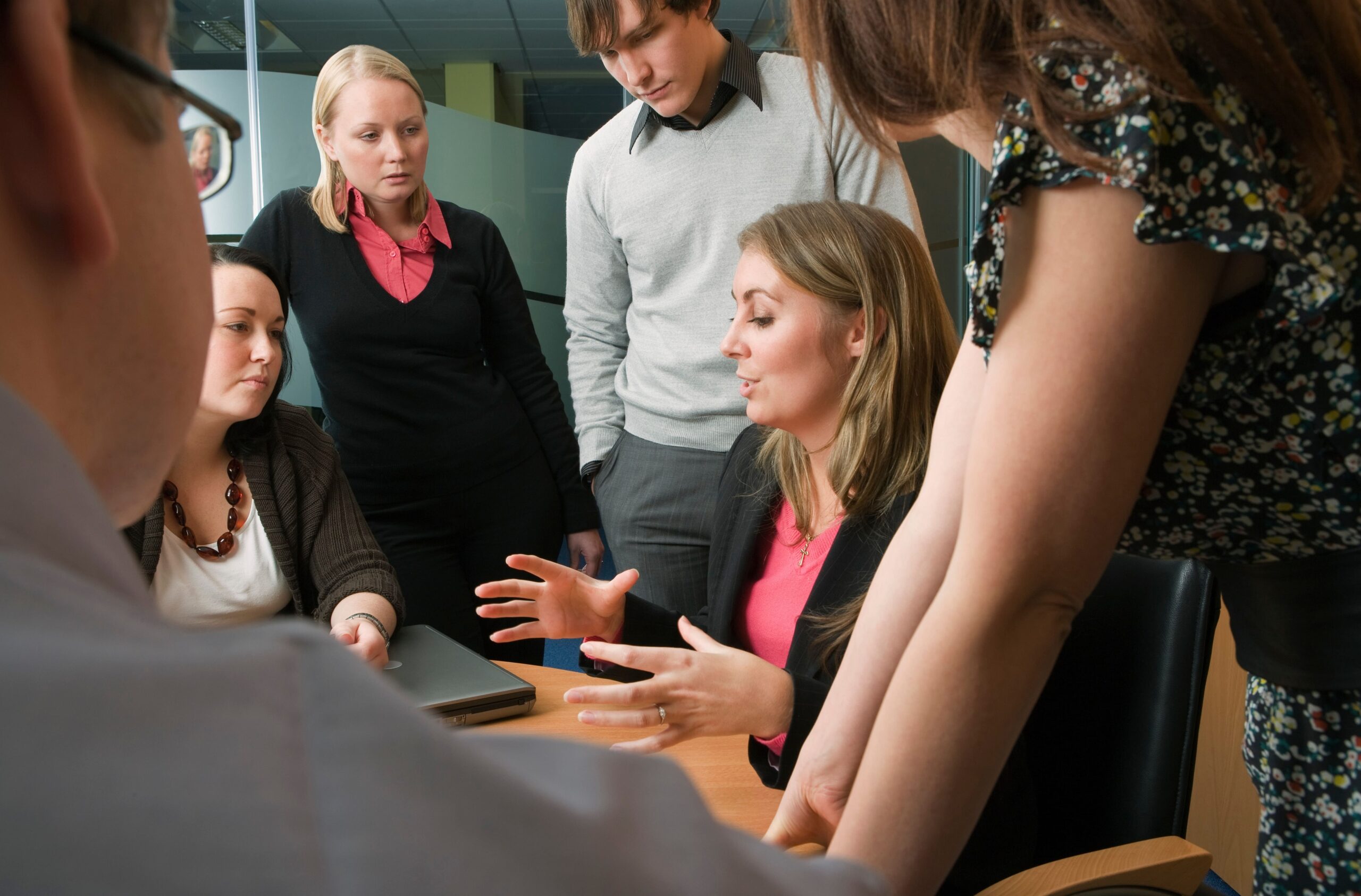 Group of people learning English
